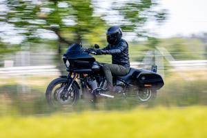 Harley-Davidson Low Rider ST - 327 kilogramów motocykla