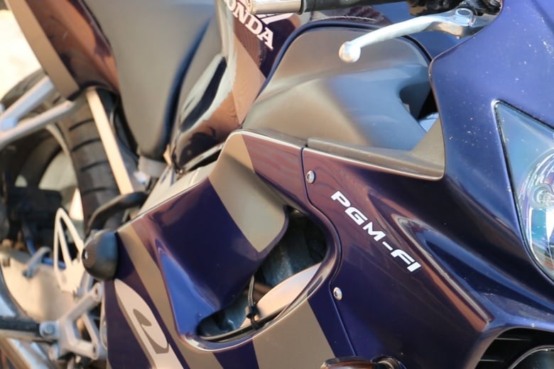 Honda cbr f4i 2003 rr video test opinia dane techniczne