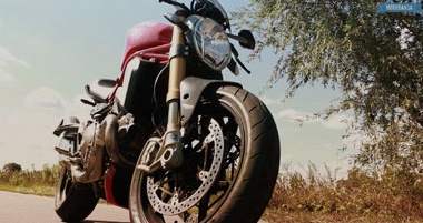 Ducati Monster 1200S - drogowy Video test.