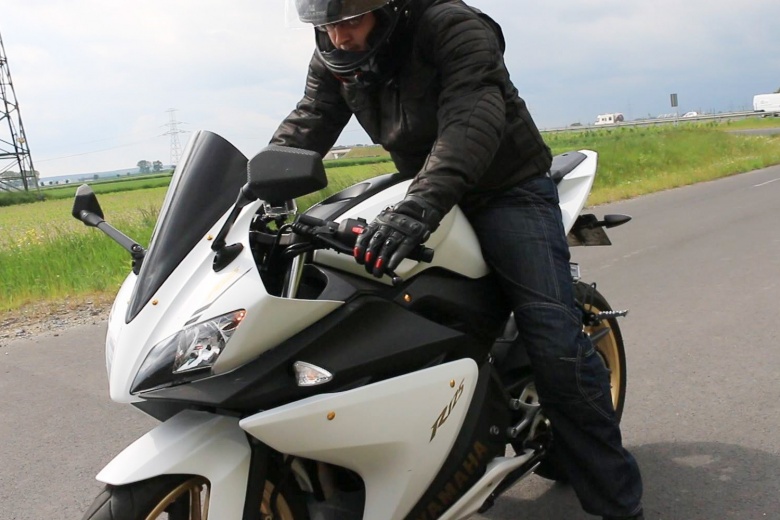 Jak tanio kupić nowe ciuchy na motocykl i skuter 125ccm?