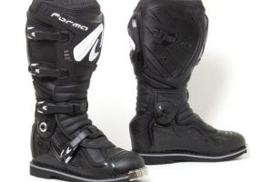 Buty Cross