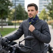 Komin motocyklowy Xzone® – lekki i wielofunkcyjny 