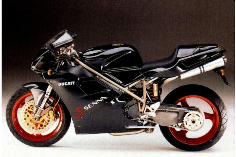 Yamaha YZF-R6 600 RJ05 / RJ09 (2003 - 2004) vs Ducati 916 Senna (1995)