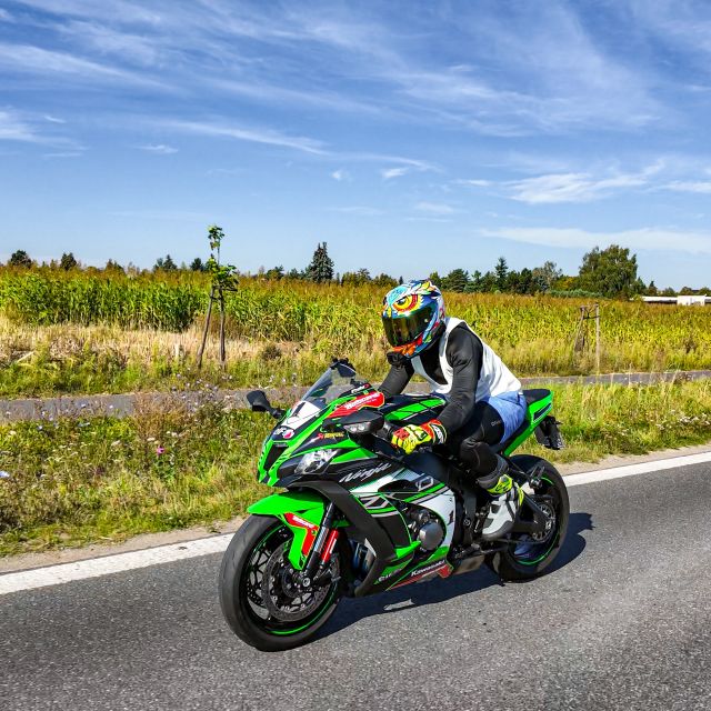 kawasaki-zx-10-r-kadry-