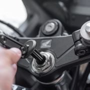 Peak Design Uchwyt Motocyklowy Do Telefonu Na Główkę Ramy - Czarny 