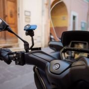 Podstawa montowana pod lusterko do skuterów i motocykli 