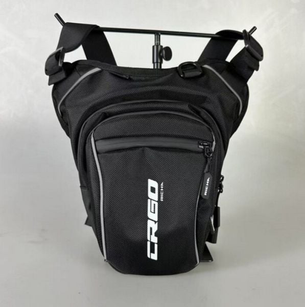 Torba Na Udo Richa Fitted Hipbag 