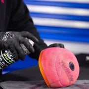 Bio płyn do smarowania gąbkowych filtrów powietrza Muc-Off 